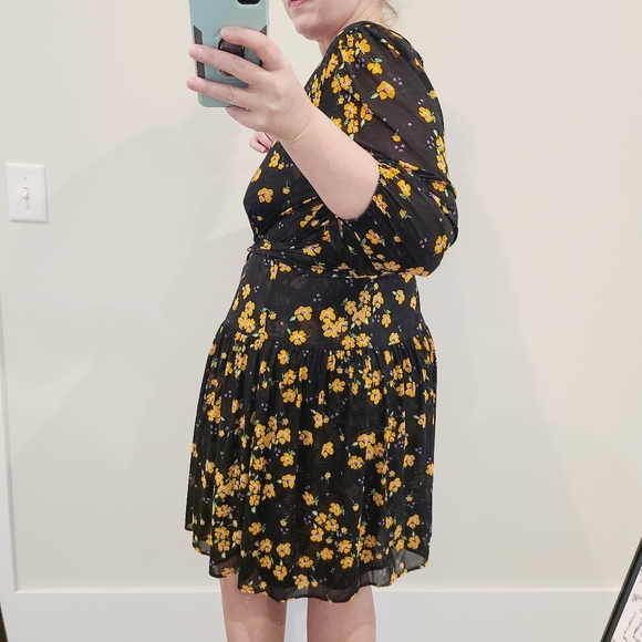 Cabi Black Floral Mesh Stretch Wrap Dress Size Small - Picture 4 of 10